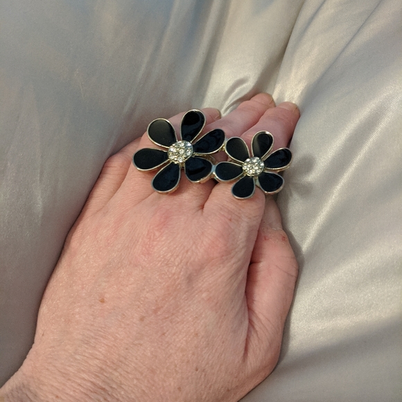 Vintage Double Floral Ring - Picture 8 of 10